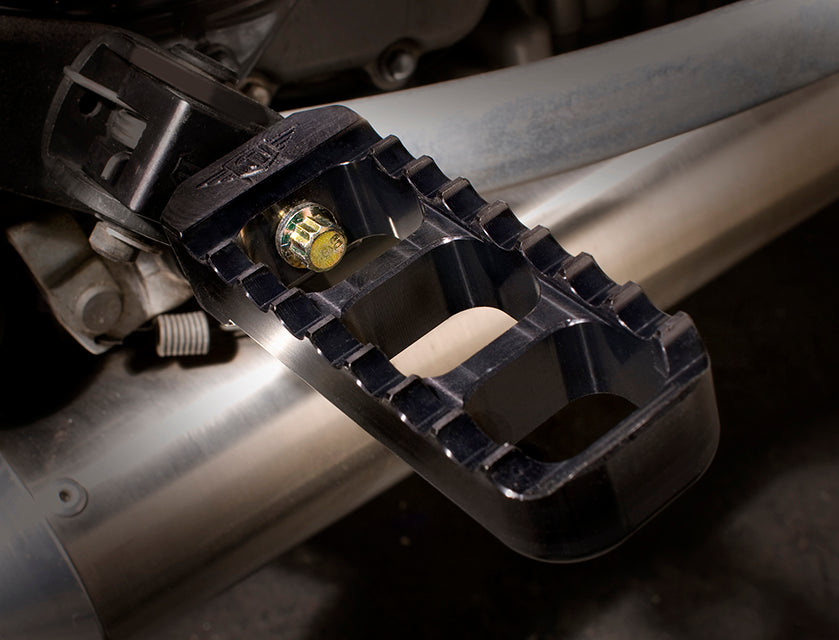 Triumph Bonneville Narrow Serrated Footpegs
