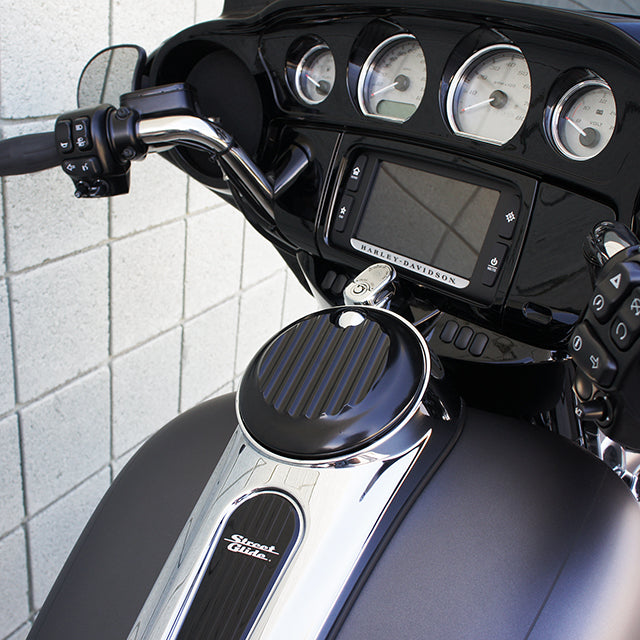 Fuel Door Finned Black