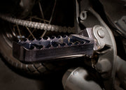 Triumph Bonneville Narrow Serrated Footpegs