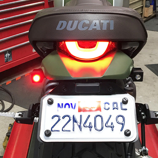 Rat Eye Side Mount Turn Signal Amber Black