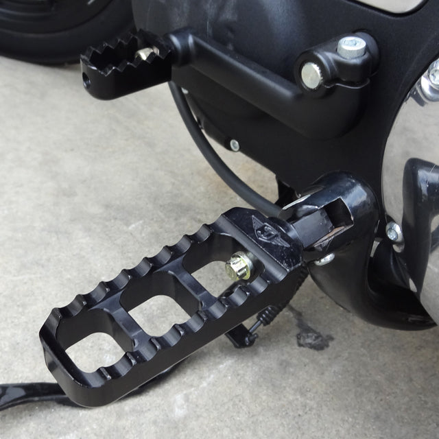 Narrow Serrated Footpegs Black