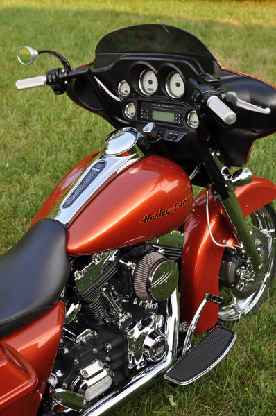 HD Sensor Type Knurled Hand Grips on a Street Glide
