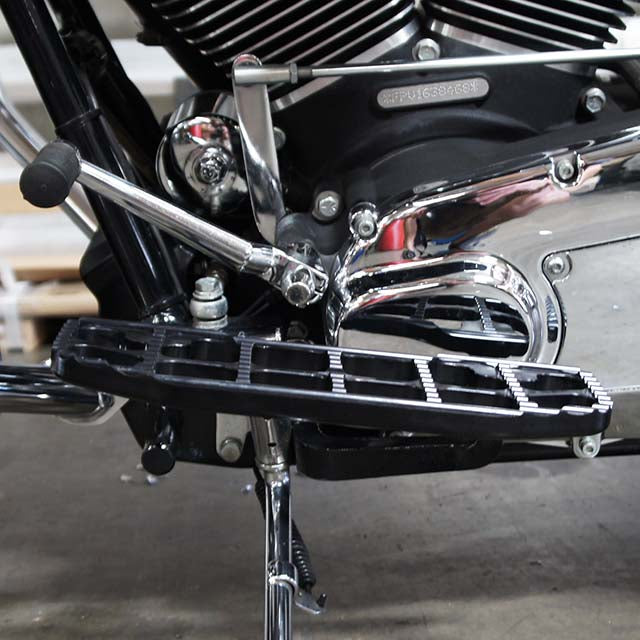 Serrated Floorboards Black